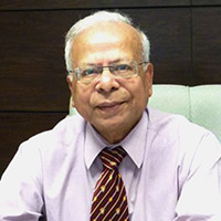 Dr Ishrat Hussain